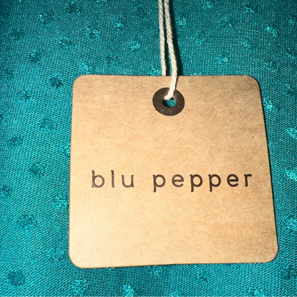 Blu Pepper Teal Women's Top - Picture 4 of 7